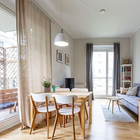 Bright And Cozy Apartment Near Park, With A Huge Terrace. Warschau Exterior foto