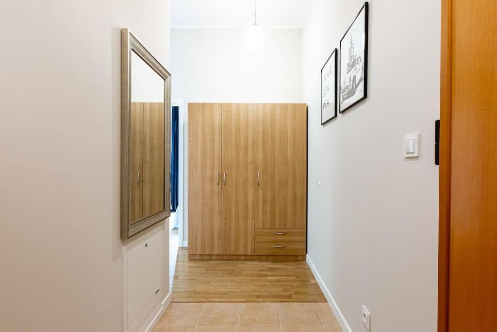 Bright And Cozy Apartment Near Park, With A Huge Terrace. Warschau Exterior foto